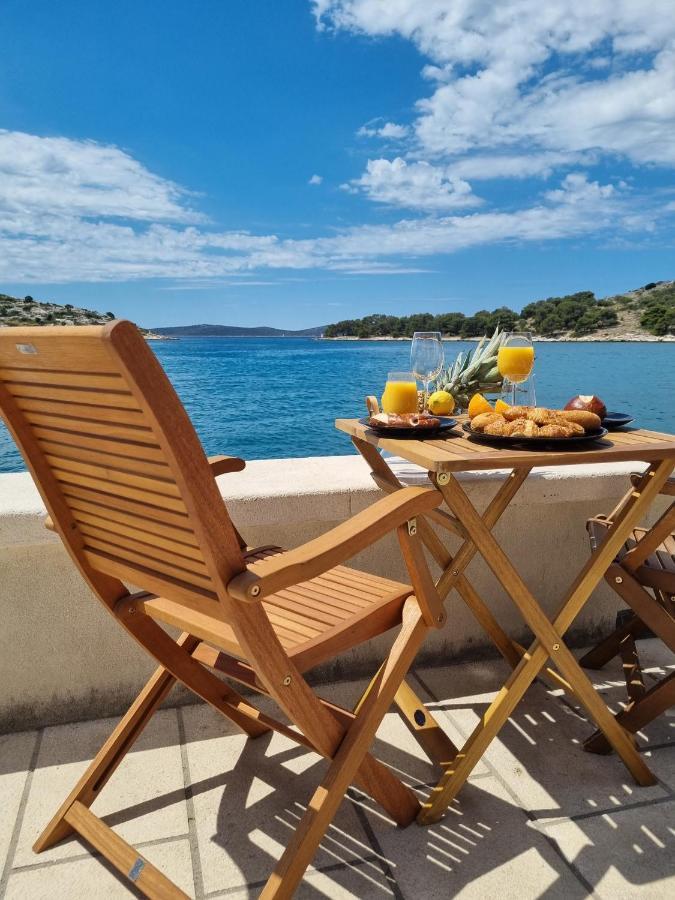 Sea Star Hotell Tribalj Eksteriør bilde
