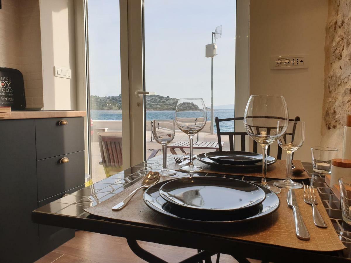 Sea Star Hotell Tribalj Eksteriør bilde